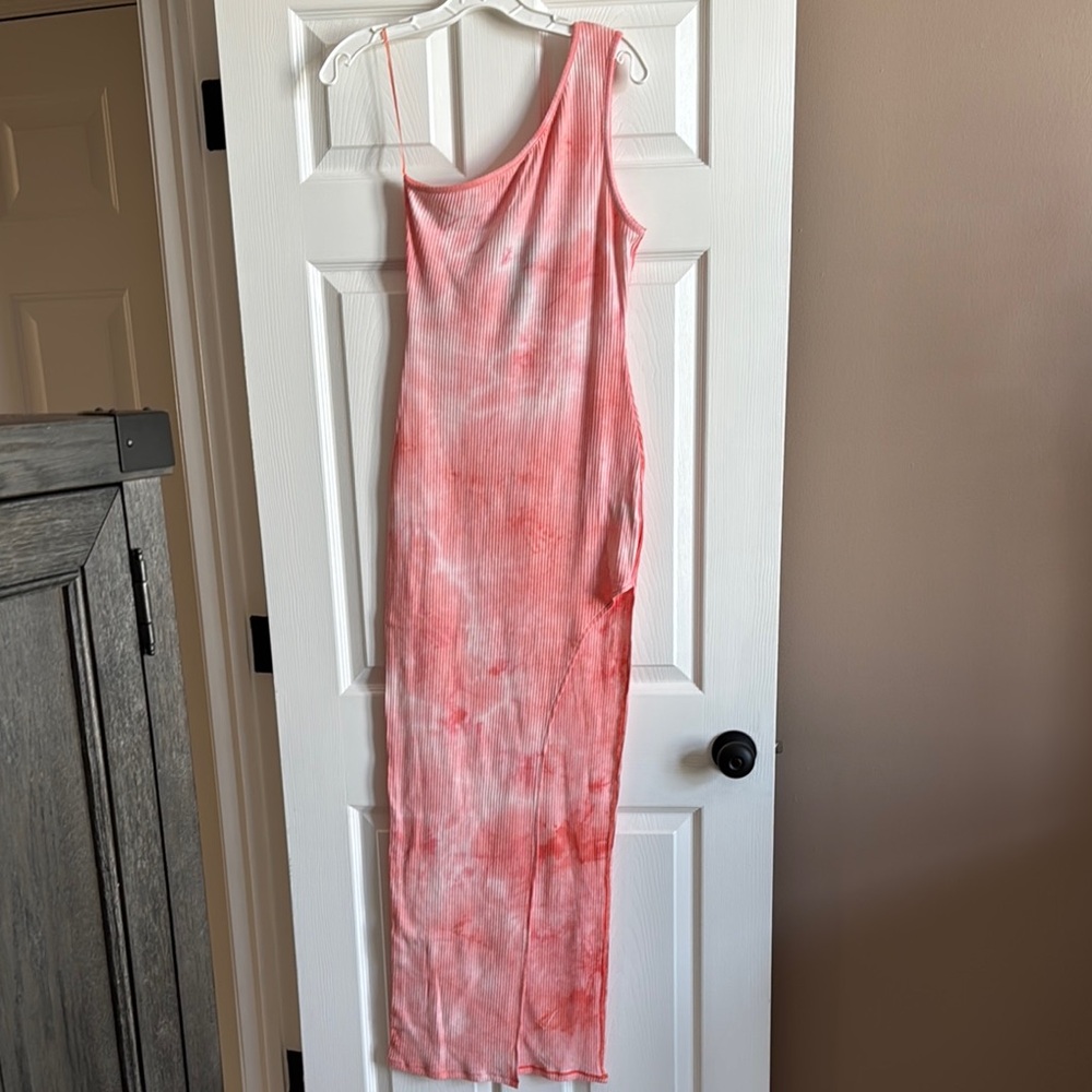 NWT Pink Tie-Dye Maxi Dress